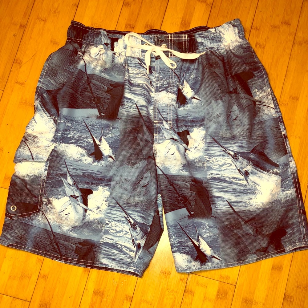 REEL LEGENDS Men’s Swim Trunks- Size Medium